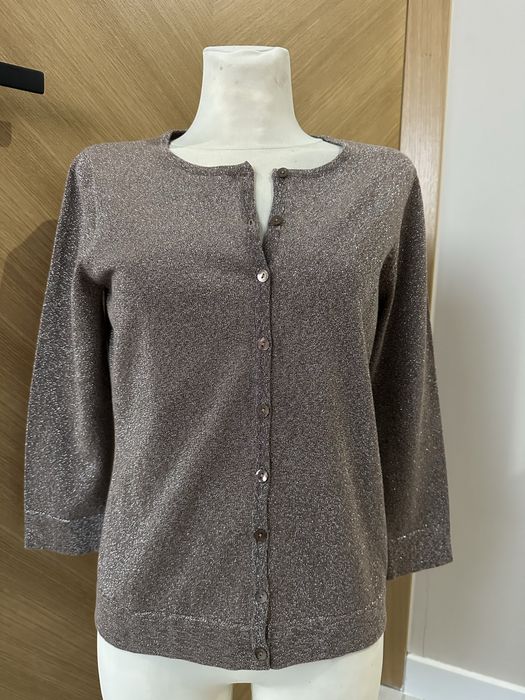 Elegancki rozpinany sweterek  z polyskujaca nitką August  silk