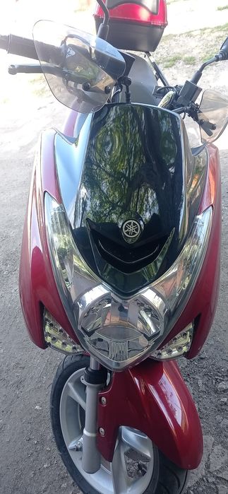 Скутер, мотоцикл Yamaha Majesty 155 S