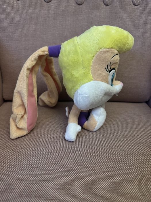 Looney Tunes Lola Bunny Kosmiczny Mecz maskotka wysokość 23cm.