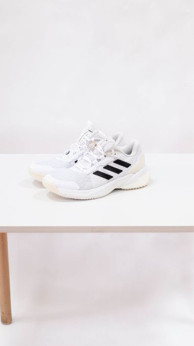 Adidas Crazyflight, акція на білі кросівки. 36-48 розміри