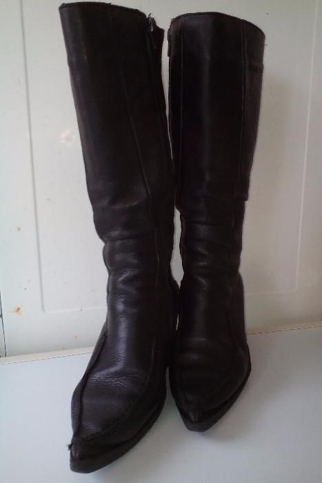 Botas em Pele nº 37