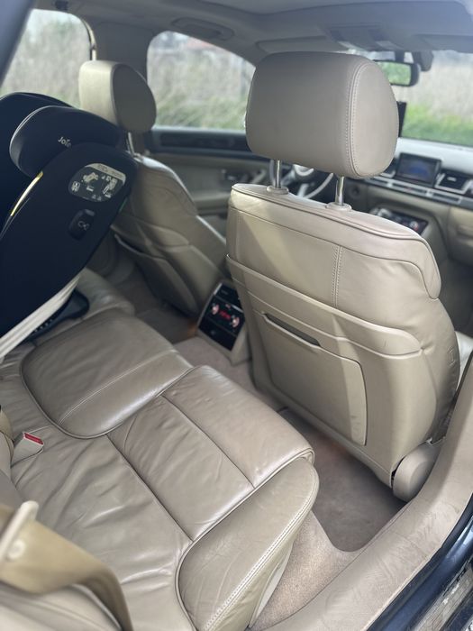 Audi A8 D3 4.2 V8 MPI