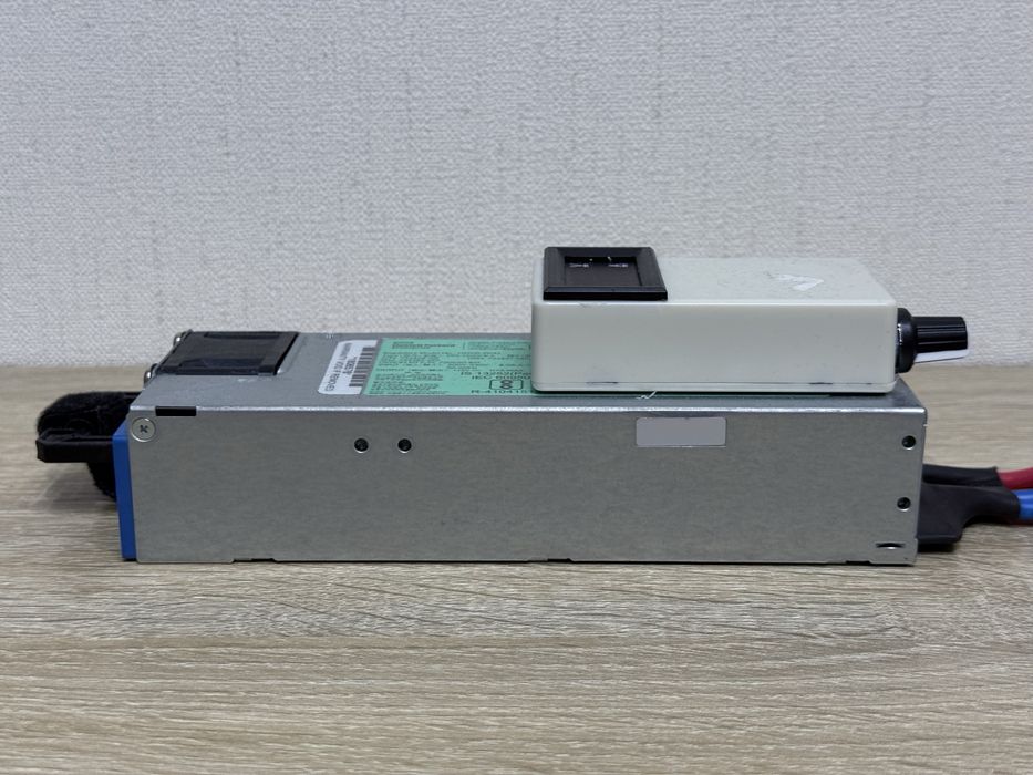 Зарядний пристрій зарядка Emerson HP 12B 24B 50 100A li-ion ,LifePo4