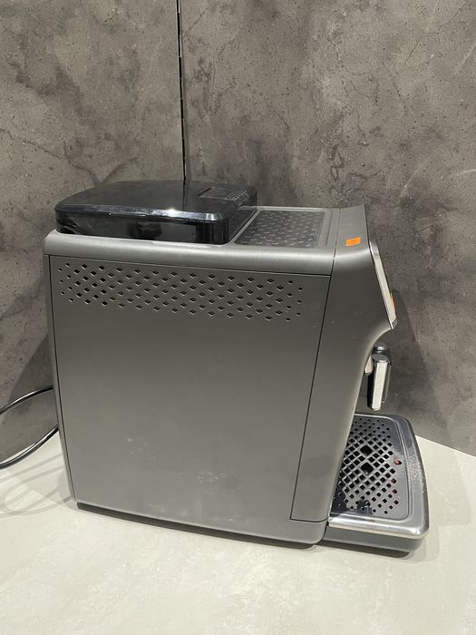 Кавомашина Philips TYPE EP5444! N3278