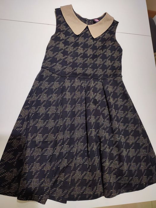 Śliczna elegancka sukienka czarna ze złota nitka, Love2 laugh, 146-152