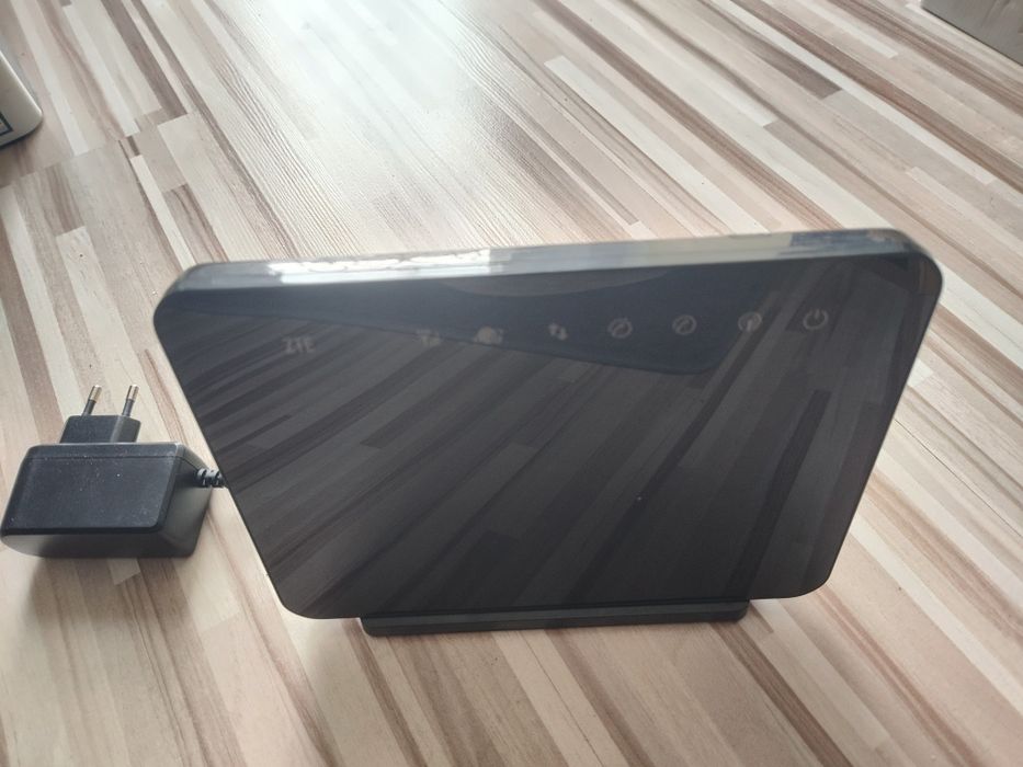 Router ZTE MF28D