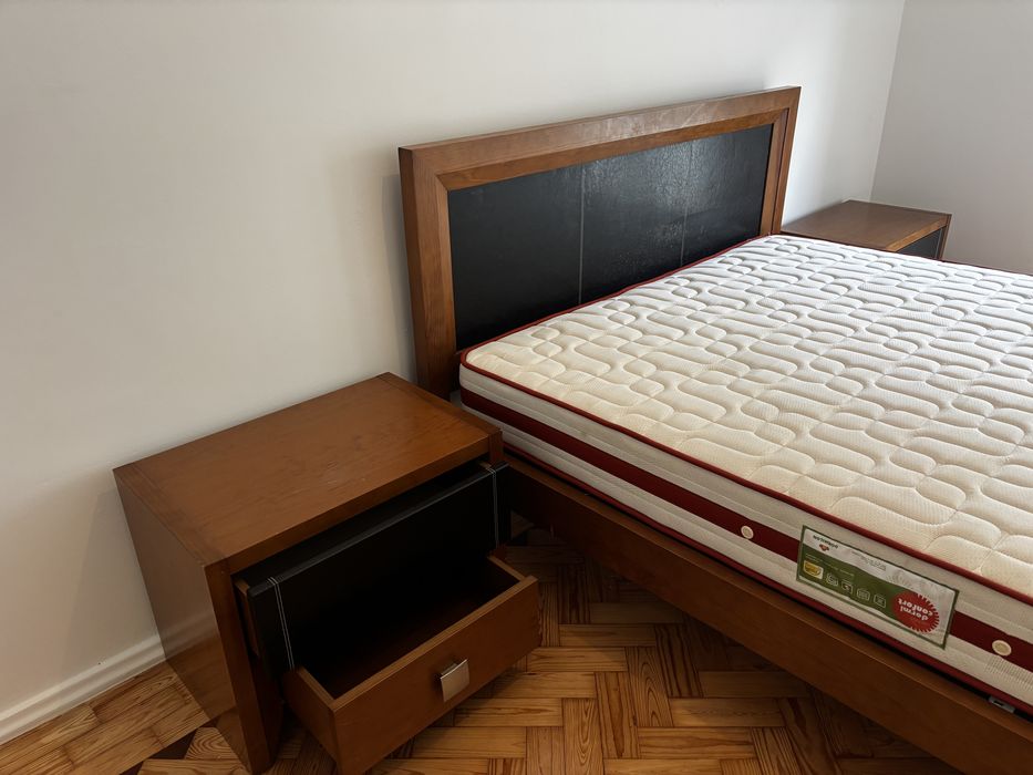 Quarto  de casal  com varanda  na amadora