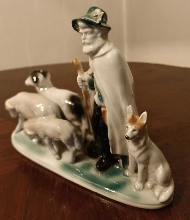 Piękna figurka Porcelana Lippensdorf Turyngia