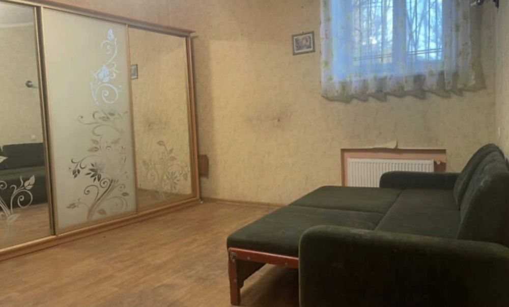 1-комнатная, свой палисадник, Молдованка