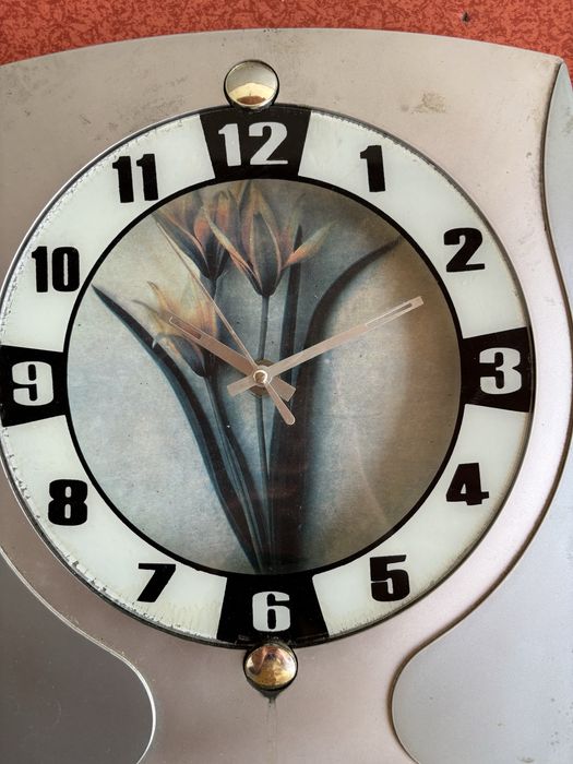Wall Clocks64585097333890123