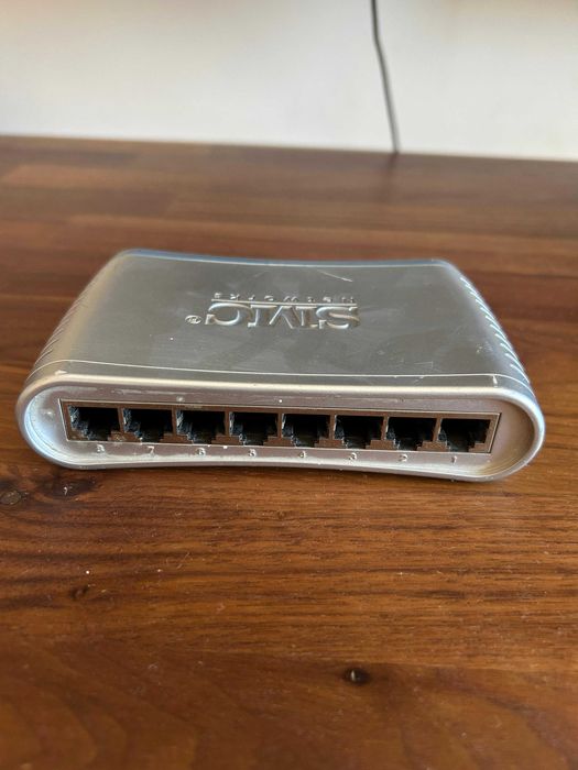 Switch SMC Networks SMCFS8 EU 10/100Mbps