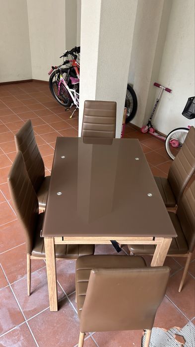 Mesa Extensível de vidro temperado
