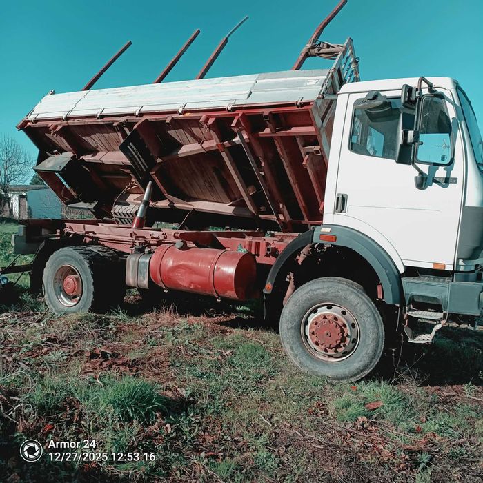 Camião Mercedez 4x4