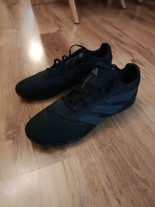 Buty Adidas Predator 46 nowe halówki 45 do piłki halowe adidasy 47