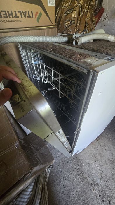 Посудомийна машина BEKO
