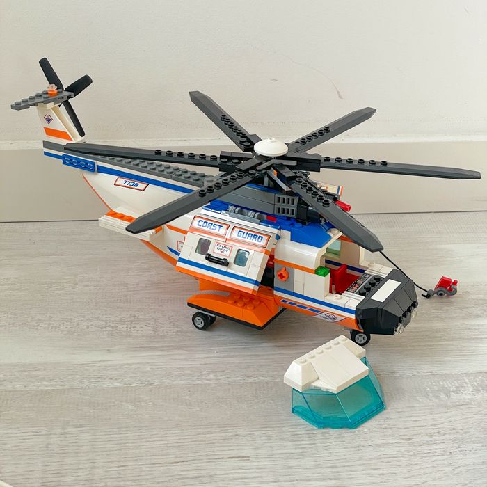 Lego 7738 Coast Guard Helicopter & Life Raft (2008)