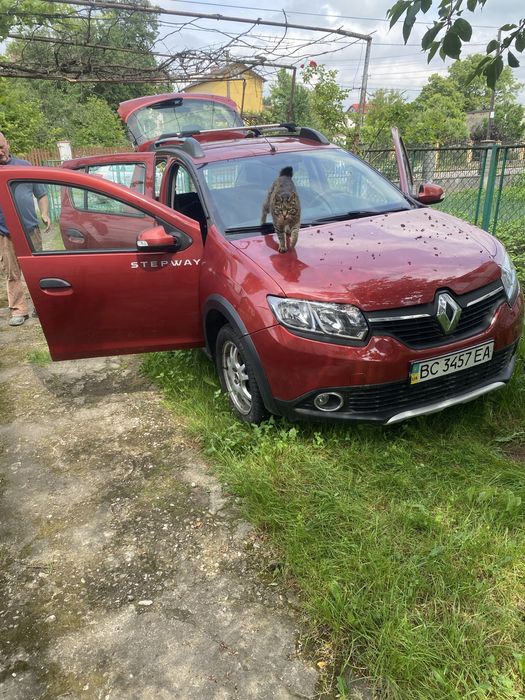 Renault Sandero 1.6 дизель 2016р.