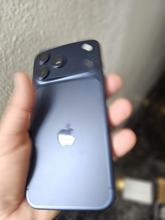 Iphone 17 pro max 256gb 100% 15 ciclos