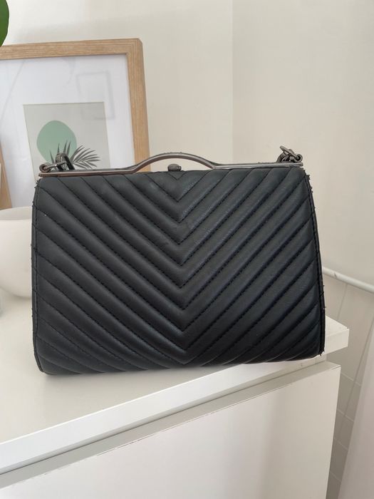 Torebka tanio czarna