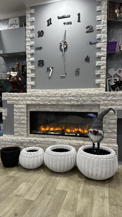 Сніговик з ротангу. Вазони. Кашпо