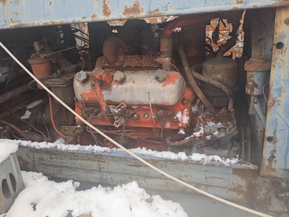 Продам ХТЗ т -150  гусеничный рабочий с документами