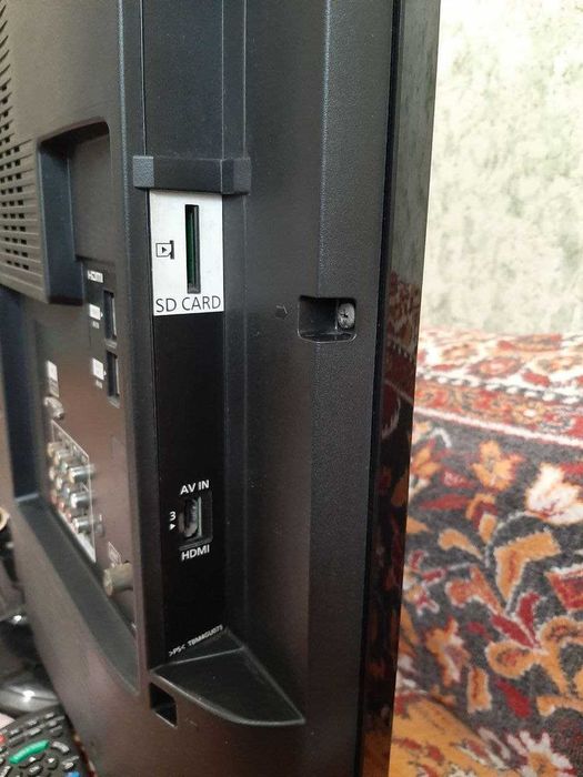 Телевізор Panasonic Viera TX-LR32C20