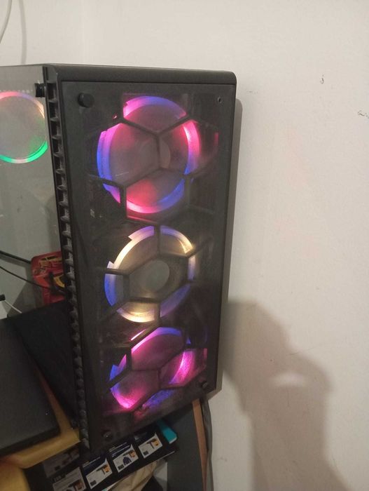 PC GAMER Intel Core i7 8700  + Monitor LG 27 Ultrawide