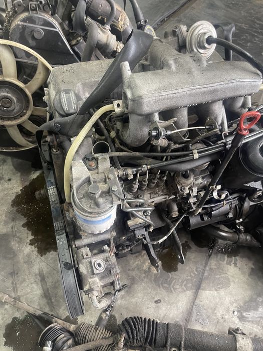 Двигун мерседес віто 2.3D. Віто 2.3.двігатель 2.3D