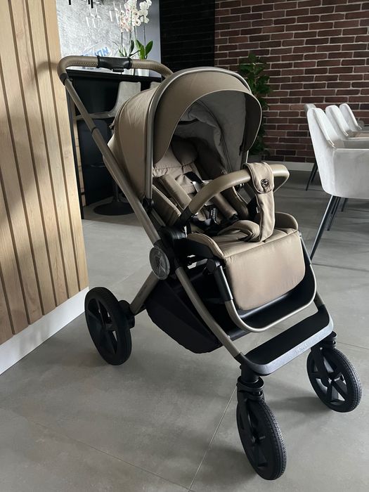 Wózek 2w1 Venicci  Tinum upline Leo