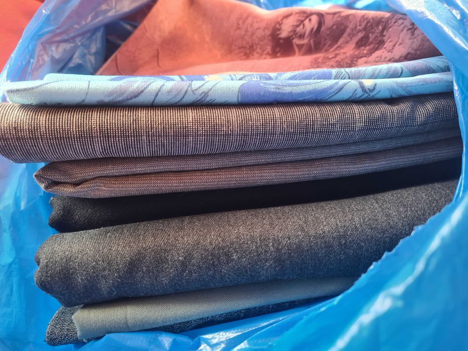 Тканина різна гарної якості