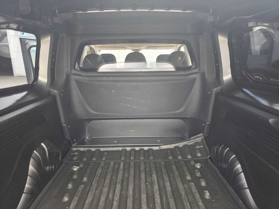Fotele, ściana grodziowa Fiat Doblo itp.