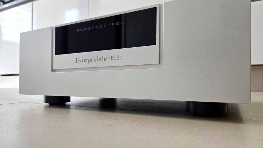 Condicionador de Corrente - GIGAWATT PowerControl Power Conditioner