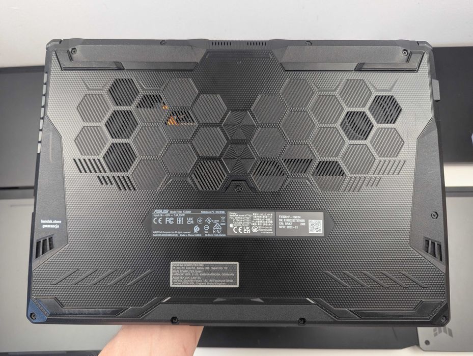 LAPTOP GAMINGOWY Asus TUF F15 RTX 2050 Intel i5-11400H 144 hz