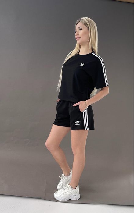 Діночий костюм adidas  футболка  шорты 44 46 48 50 52 54
