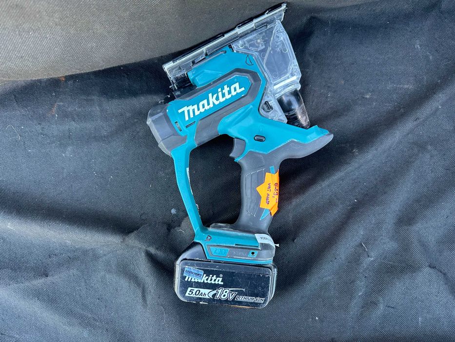 Makita DSD 180 Wycinarka Do Płyt GK