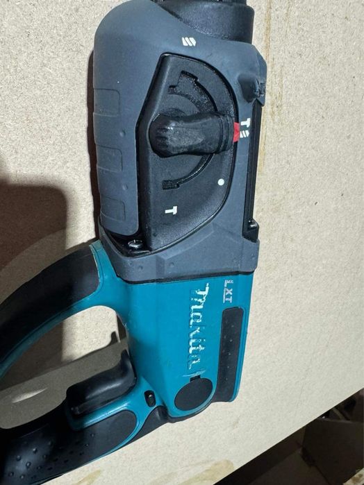 Makita dhr 202  sds