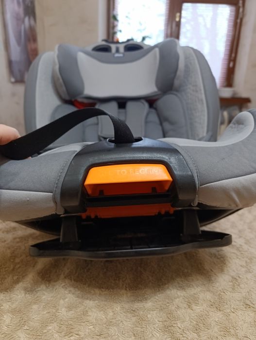 Автокрісло Chicco Gro-up 1-2-3