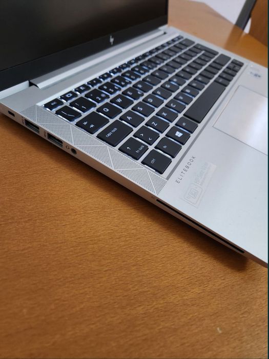 Hp 830 G7 - i5 10310u, 16Gb Ram, SSD M2, 13.3" Fhd c/ Sure View