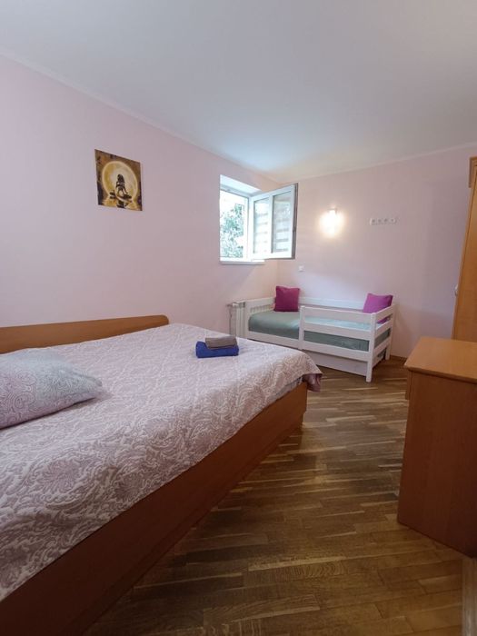 Квартира, студіо, номери, кімнати, будинок, вілла, приватний сектор