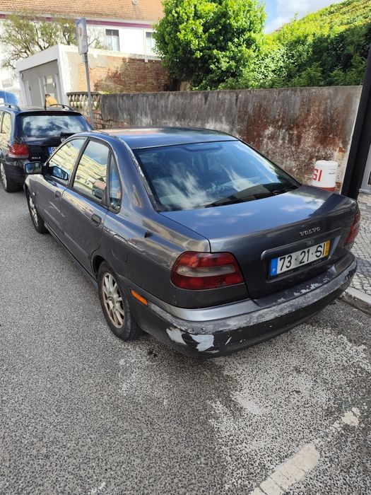 Vendo Volvo s40  2001