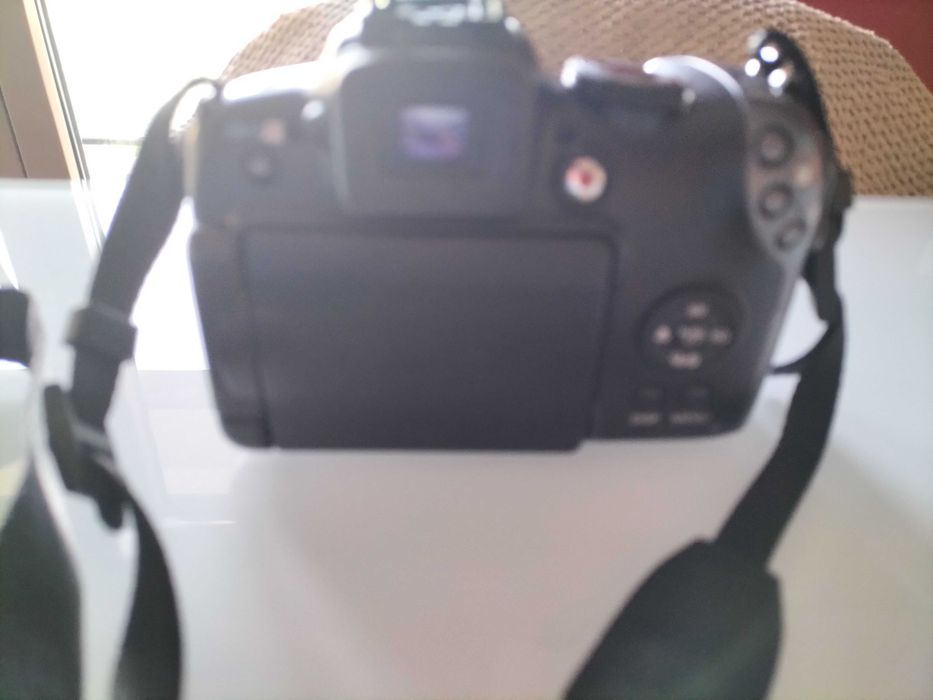 Maquina fotografica Canon powershot sx10 is pouco usada