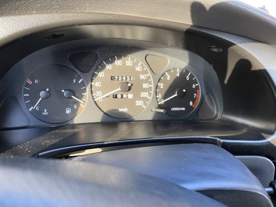 Продам хороший автомобіль польськой зборки в рідній фарбі