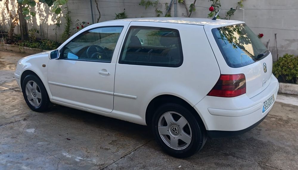 VW Golf VI 1.9 Tdi 98