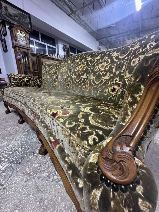 Диван бароко….