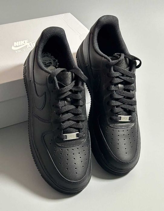 Buty Nike Air Force 1 Czarny R.42.5