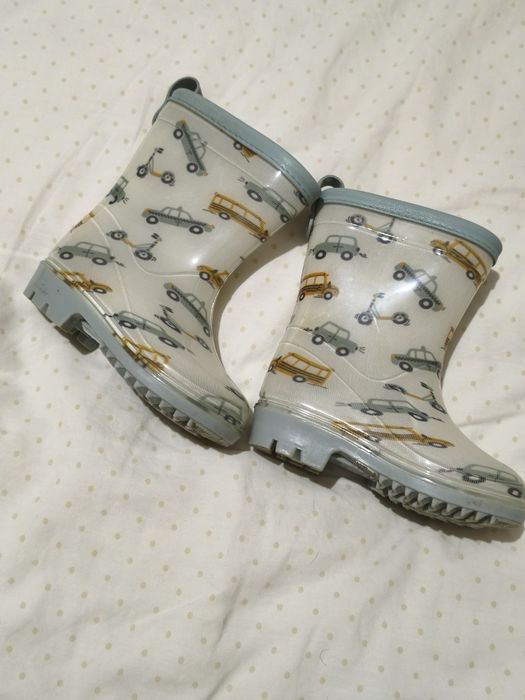 Sapatos de menino inverno e verão