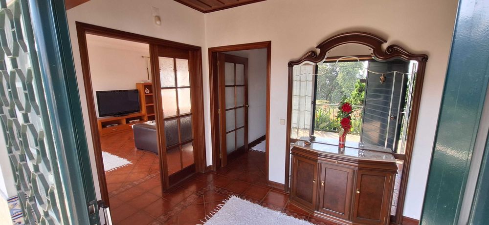 Móvel de entrada com Espelho