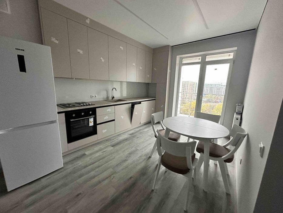 Продається 2 кімн. Кв. Вул. БОГОМОЛЬЦЯ