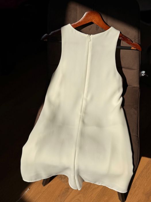 Біла сукня від zara