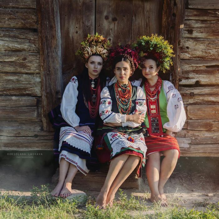 Прокат українських національних строїв  , національний одяг